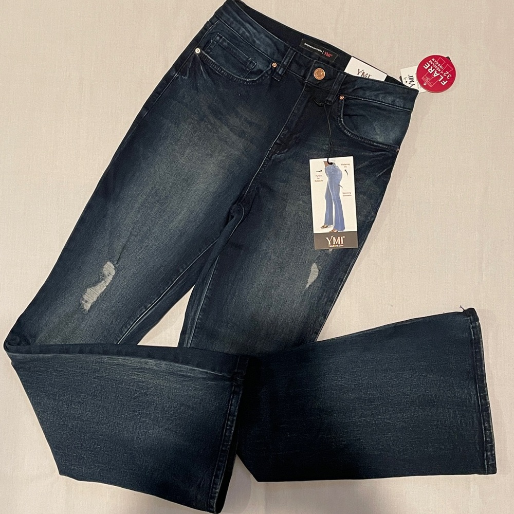YMI NWT Juniors Midnight Blue Flare Jeans